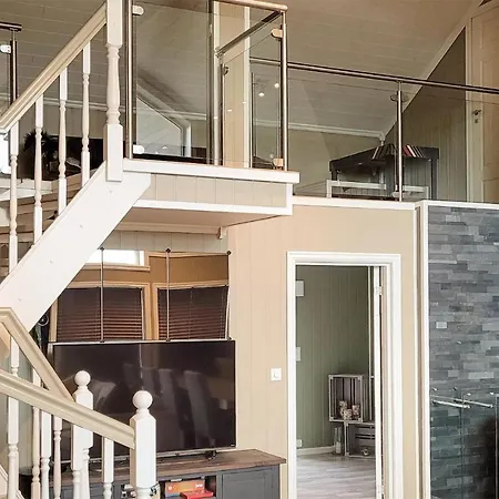 Stunning In With Kitchen